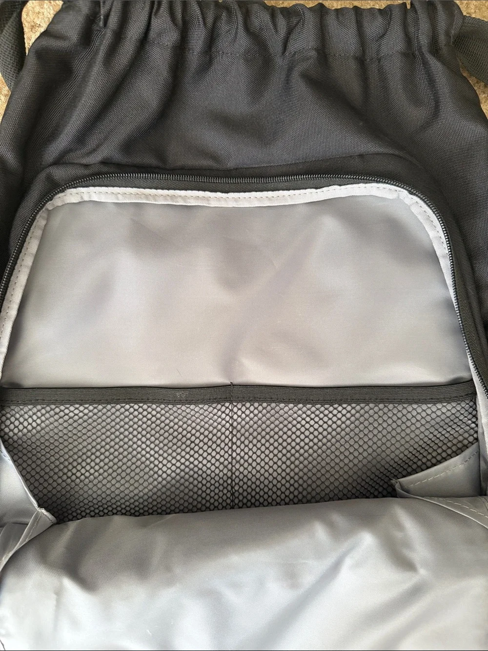 SPY compact black